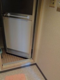 浴槽も洗い場も広げて快適に 浴槽も洗い場も広げて快適に